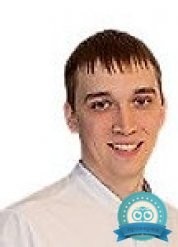 Стоматолог, стоматолог-терапевт Думчев Виктор Михайлович