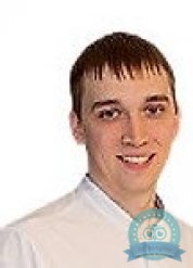 Стоматолог, стоматолог-терапевт Думчев Виктор Михайлович