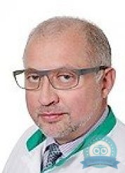 Дерматолог, дерматоонколог Гутка Владимир Орестович