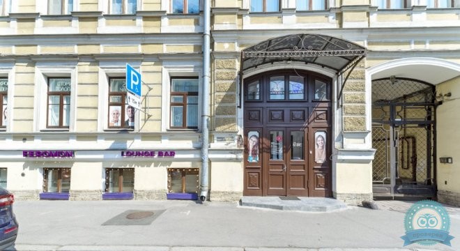 Крона Дент на Стремянной